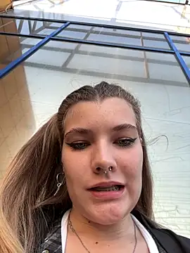 Snapshot of Holy_Tereza chatting on September 9, 3:44 pm Holy Tereza online show from September 9, 3:44 pm