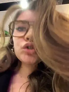 Holy Tereza online show from April 4, 4:59 pm