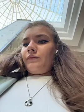 Snapshot of Holy_Tereza chatting on June 7, 3:27 pm Holy Tereza online show from June 7, 3:27 pm