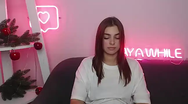 Snapshot of MilanaAngelAs chatting on December 26, 11:54 am MilanaAngelAs online show from December 26, 11:54 am