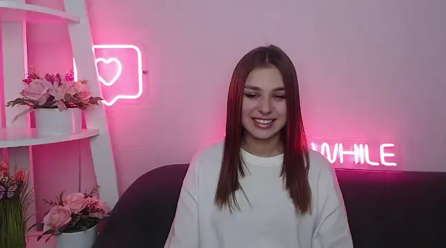 Snapshot of MilanaAngelAs chatting on January 19, 5:48 am MilanaAngelAs online show from January 19, 5:48 am