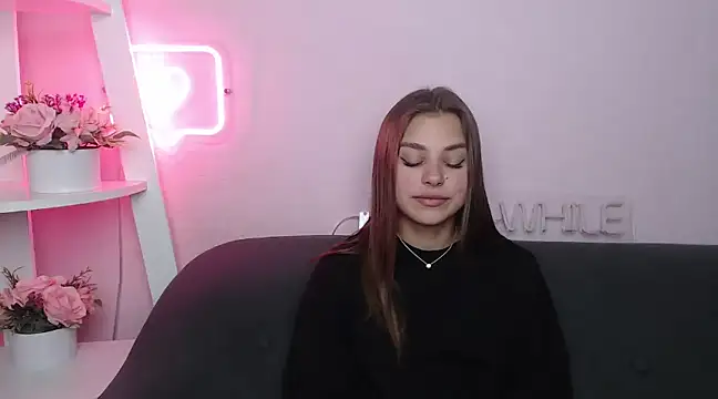 Snapshot of MilanaAngelAs chatting on March 16, 1:38 pm MilanaAngelAs online show from March 16, 1:38 pm