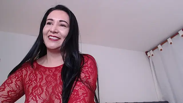 Snapshot of miawilson_1 chatting on May 10, 5:01 am miawilson 1 online show from May 10, 5:01 am