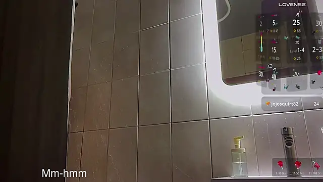 Snapshot of Addelin_Moon chatting on April 26, 12:36 pm Addelin Moon online show from April 26, 12:36 pm