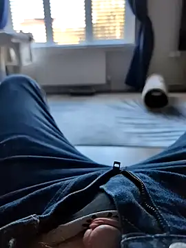 No-ties-fk online show from March 20, 4:01 pm