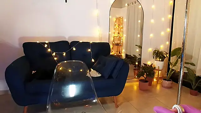 Snapshot of Melisa_cream chatting on January 5, 2:49 am Melisa cream online show from January 5, 2:49 am