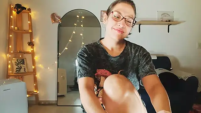 Snapshot of Melisa_cream chatting on March 14, 2:42 am Melisa cream online show from March 14, 2:42 am