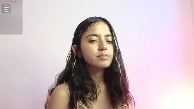 Snapshot of ViolettaSummer chatting on March 1, 10:31 pm ViolettaSummer online show from March 1, 10:31 pm