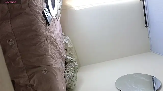 Snapshot of ViolettaSummer chatting on October 4, 5:33 pm ViolettaSummer online show from October 4, 5:33 pm