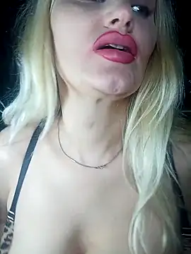 Freya Milf online show from February 3, 2:22 pm