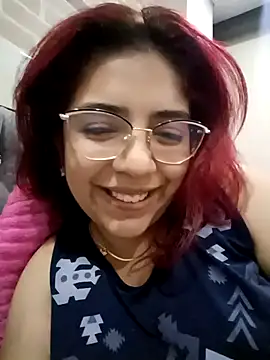 Snapshot of Rousse_Collinss chatting on December 31, 5:44 am Rousse Collinss online show from December 31, 5:44 am