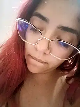 Snapshot of Rousse_Collinss chatting on January 4, 6:19 am Rousse Collinss online show from January 4, 6:19 am