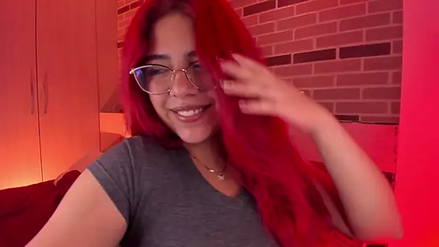 Snapshot of Rousse_Collinss chatting on January 29, 10:32 pm Rousse Collinss online show from January 29, 10:32 pm