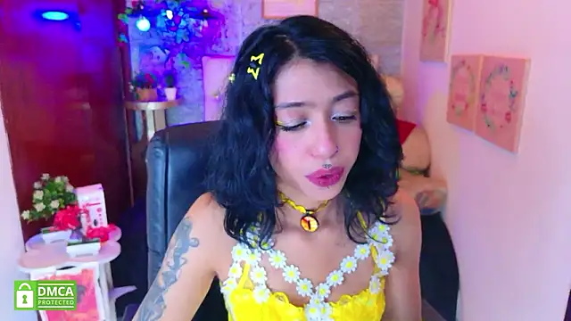 REDHOTTER  online show from February 2, 7:45 pm