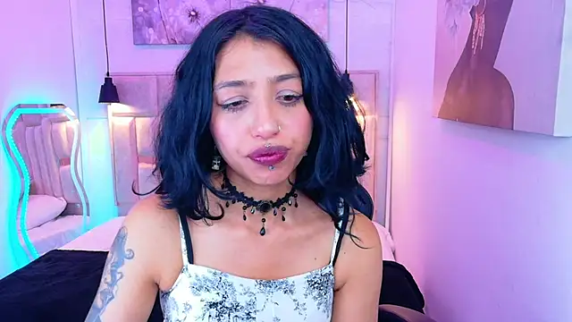 Snapshot of REDHOTTER_ chatting on May 29, 7:56 pm REDHOTTER online show from May 29, 7:56 pm