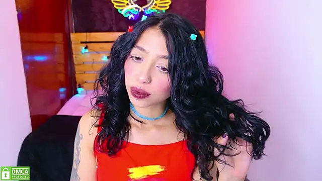Snapshot of REDHOTTER_ chatting on June 2, 7:49 pm REDHOTTER online show from June 2, 7:49 pm