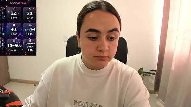 Snapshot of maryluna95 chatting on June 30, 7:26 pm maryluna95 online show from June 30, 7:26 pm