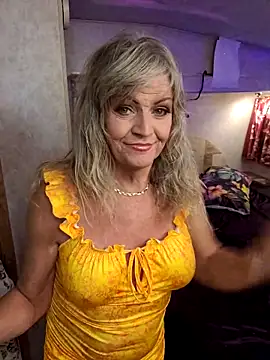 annika lately online show from November 18, 3:34 am