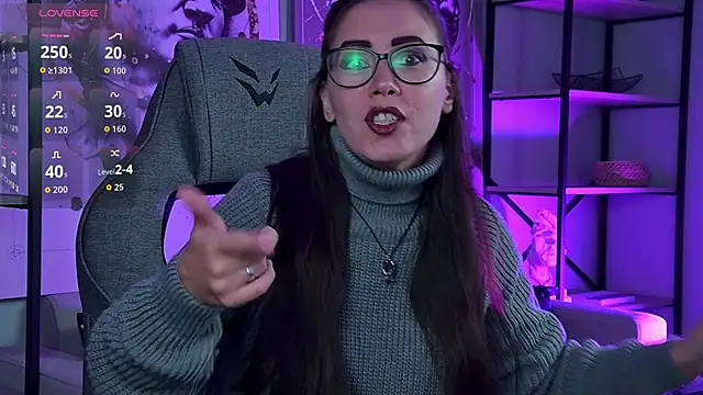 Snapshot of RitaSonnet chatting on October 5, 8:45 am RitaSonnet online show from October 5, 8:45 am