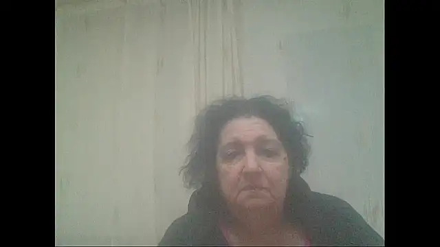 Snapshot of maturekorine chatting on April 21, 6:34 pm maturekorine online show from April 21, 6:34 pm