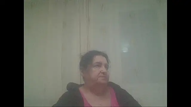 Snapshot of maturekorine chatting on April 23, 6:21 pm maturekorine online show from April 23, 6:21 pm