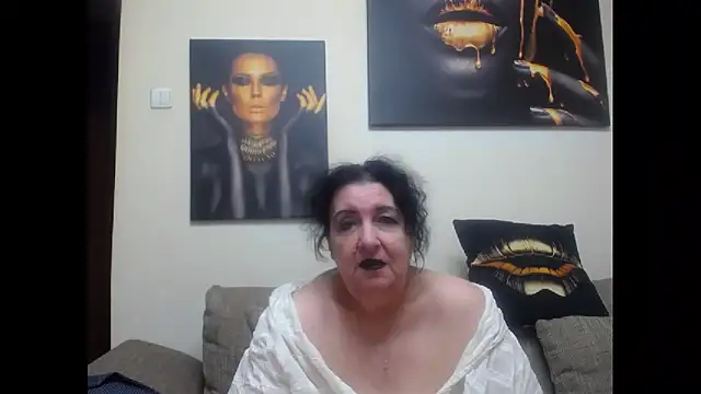 Snapshot of maturekorine chatting on April 24, 9:28 pm maturekorine online show from April 24, 9:28 pm