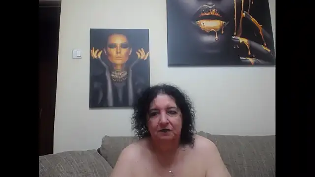 Snapshot of maturekorine chatting on April 29, 12:27 am maturekorine online show from April 29, 12:27 am