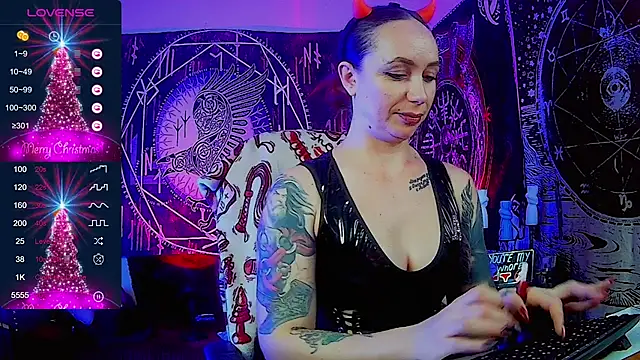 miss jenna lovee online show from December 10, 11:43 am