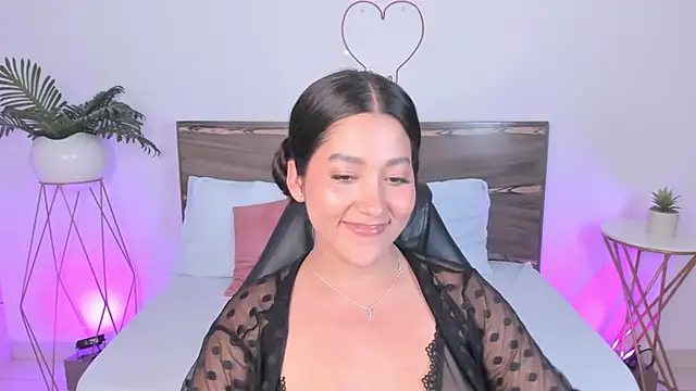 Snapshot of ivette_bocelly chatting on February 25, 10:29 pm ivette bocelly online show from February 25, 10:29 pm