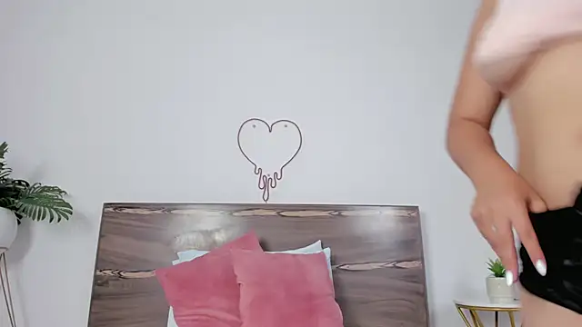 Snapshot of ivette_bocelly chatting on March 13, 10:54 pm ivette bocelly online show from March 13, 10:54 pm