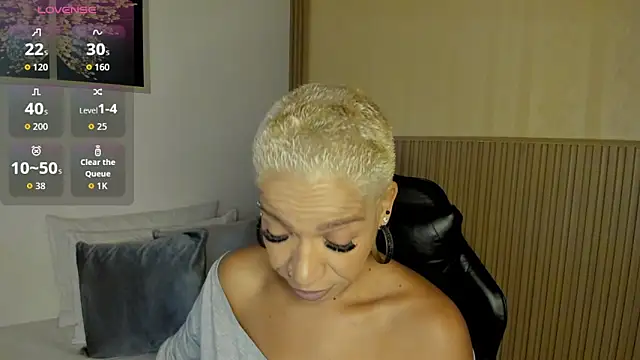 summer night  online show from April 2, 11:52 am