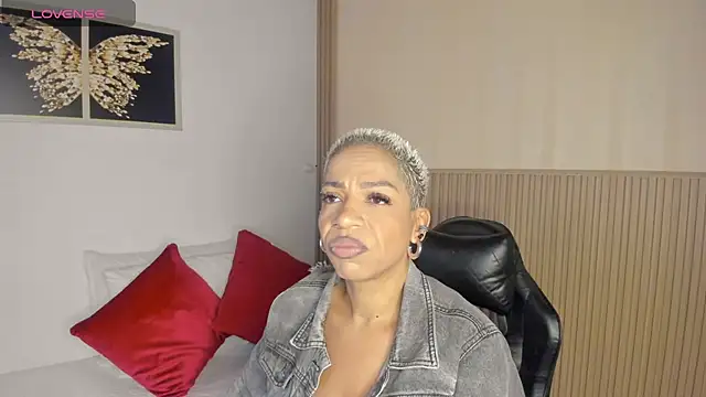 summer night  online show from April 16, 11:00 am