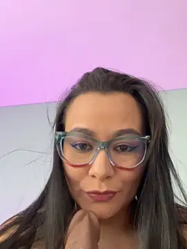 sharon leone26 online show from March 15, 8:15 pm