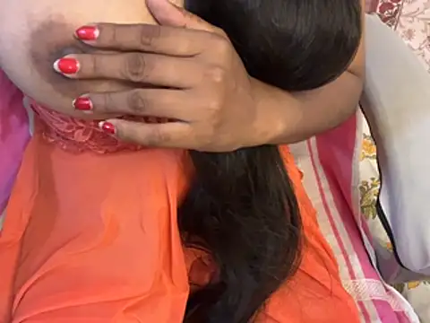 Snapshot of roshni-5 chatting on July 28, 4:39 pm roshni-5 online show from July 28, 4:39 pm