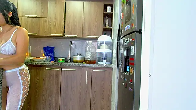 Snapshot of adan_eva960 chatting on March 19, 9:16 pm adan eva960 online show from March 19, 9:16 pm