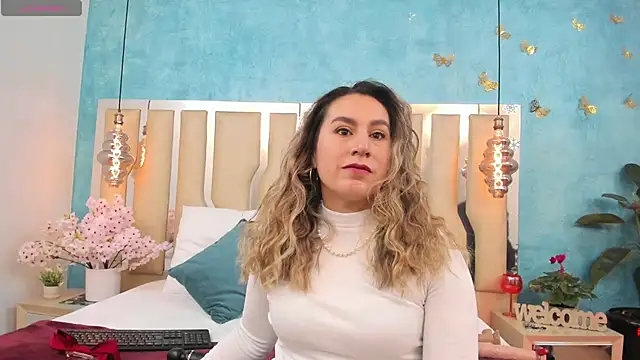 Snapshot of RubbyTaylor chatting on April 28, 2:33 pm RubbyTaylor online show from April 28, 2:33 pm