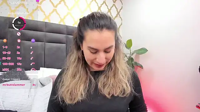Snapshot of RubbyTaylor chatting on May 18, 2:45 pm RubbyTaylor online show from May 18, 2:45 pm