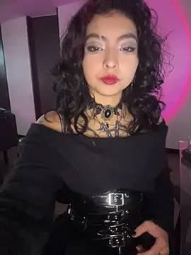  Gothiccbitch  online show from April 20, 9:38 pm