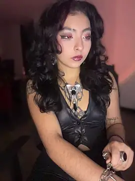 Snapshot of _Gothiccbitch_ chatting on April 24, 4:26 am Gothiccbitch online show from April 24, 4:26 am