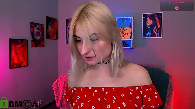 Snapshot of melisa_white1 chatting on May 24, 7:30 pm melisa white1 online show from May 24, 7:30 pm