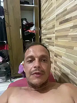 Snapshot of Carioca19cmbi chatting on January 2, 9:33 am Carioca19cmbi online show from January 2, 9:33 am