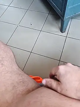 Szeltolo001 online show from December 18, 11:16 am