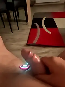 Szeltolo001 online show from March 12, 2:07 am