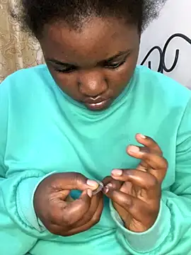 Snapshot of sweet18creamybigpussy chatting on September 21, 10:55 pm sweet18creamybigpussy online show from September 21, 10:55 pm