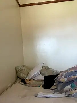 Snapshot of sweet18creamybigpussy chatting on October 20, 7:20 am sweet18creamybigpussy online show from October 20, 7:20 am