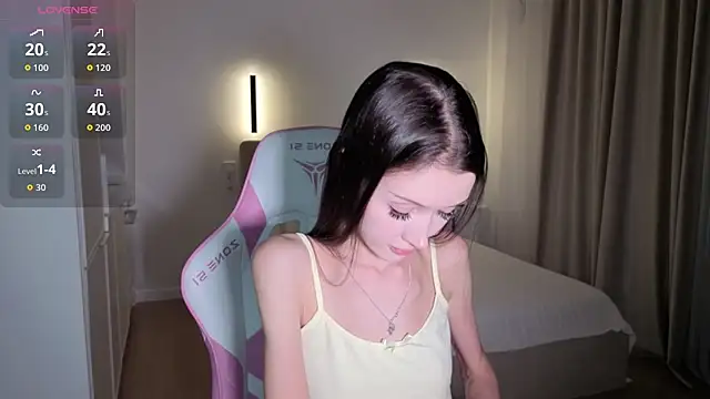 sweetiebones online show from June 23, 6:39 pm
