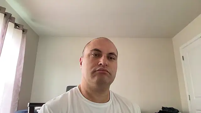 Snapshot of SluggishChase99 chatting on May 8, 2:33 pm SluggishChase99 online show from May 8, 2:33 pm