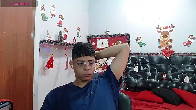 Snapshot of Wiiliam_20 chatting on December 4, 2:04 pm Wiiliam 20 online show from December 4, 2:04 pm