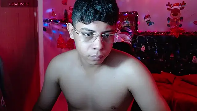 Snapshot of Wiiliam_20 chatting on December 6, 3:22 pm Wiiliam 20 online show from December 6, 3:22 pm