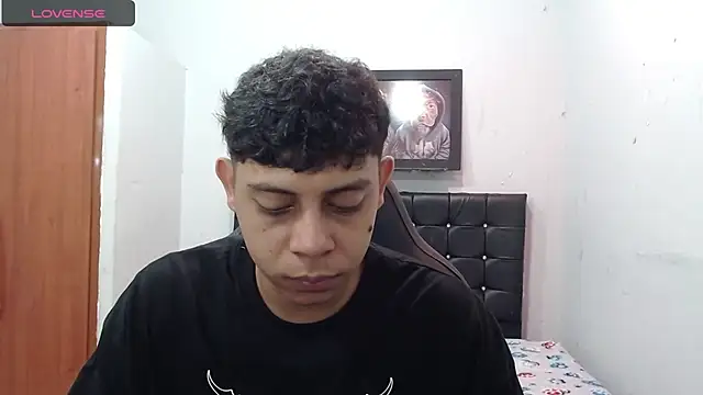 Snapshot of Wiiliam_20 chatting on February 11, 12:05 pm Wiiliam 20 online show from February 11, 12:05 pm